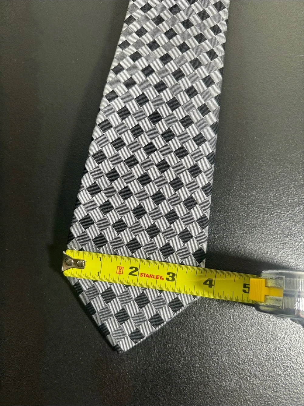 Charles Hill Silk mens silver black diamond pattern 100% silk luxury tie EUC